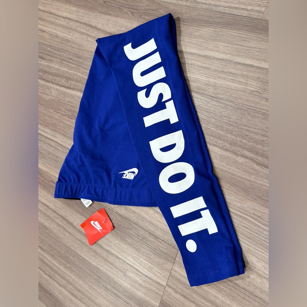 New Nike “JUST DO IT” Graphic Leggings